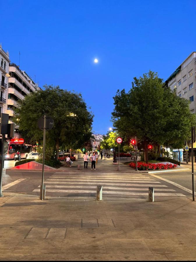 Constitucion Suite Confort D Granada Exterior photo