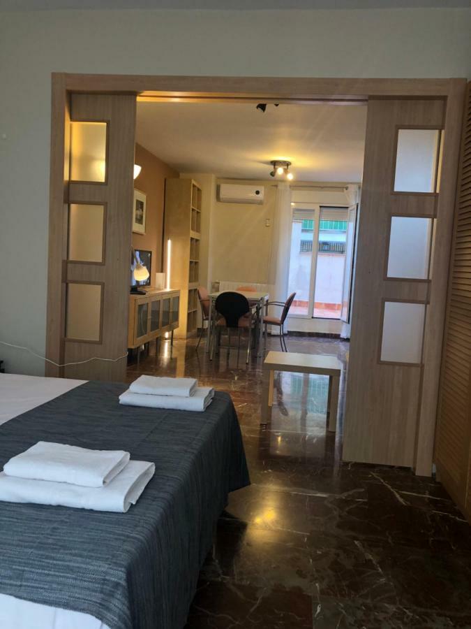 Constitucion Suite Confort D Granada Exterior photo